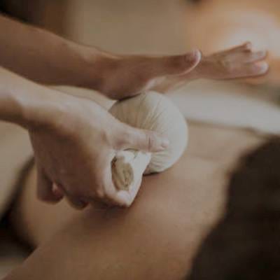 HOT COMPRESS MASSAGE
